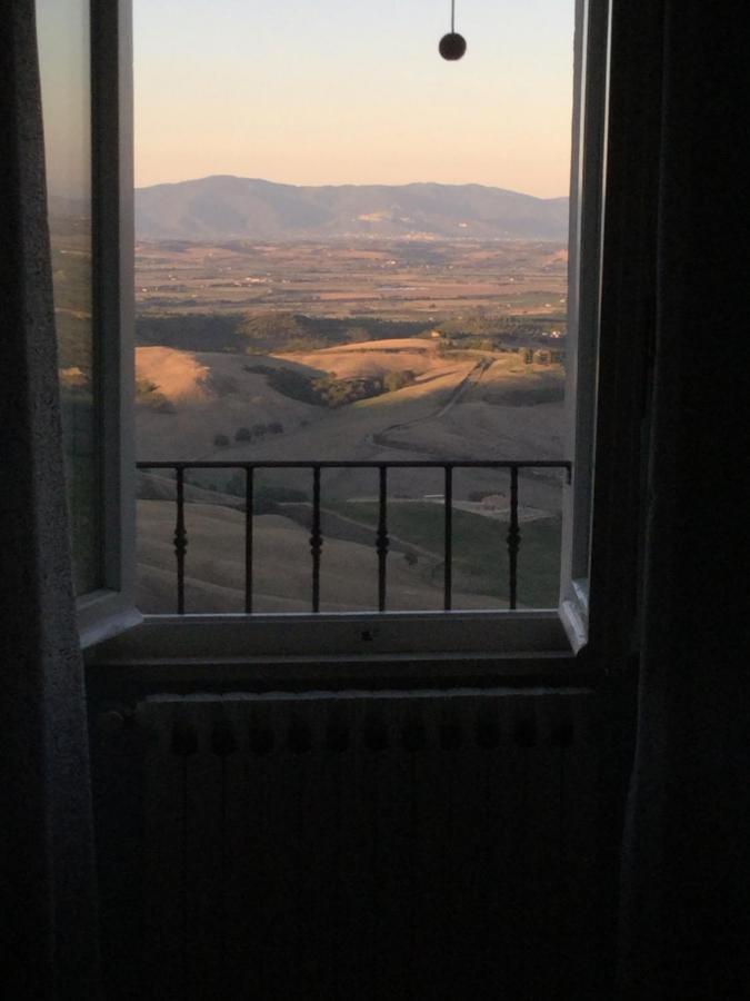 Вилла La Fraternita Montefollonico Экстерьер фото